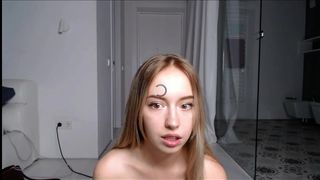 Beauty shows tits and ass