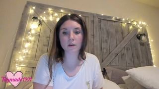 taymade1991 knuckle deep in her hairy pussy