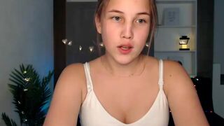 Grand model  webcamrip recording 2020-09-25 01-13-43 763